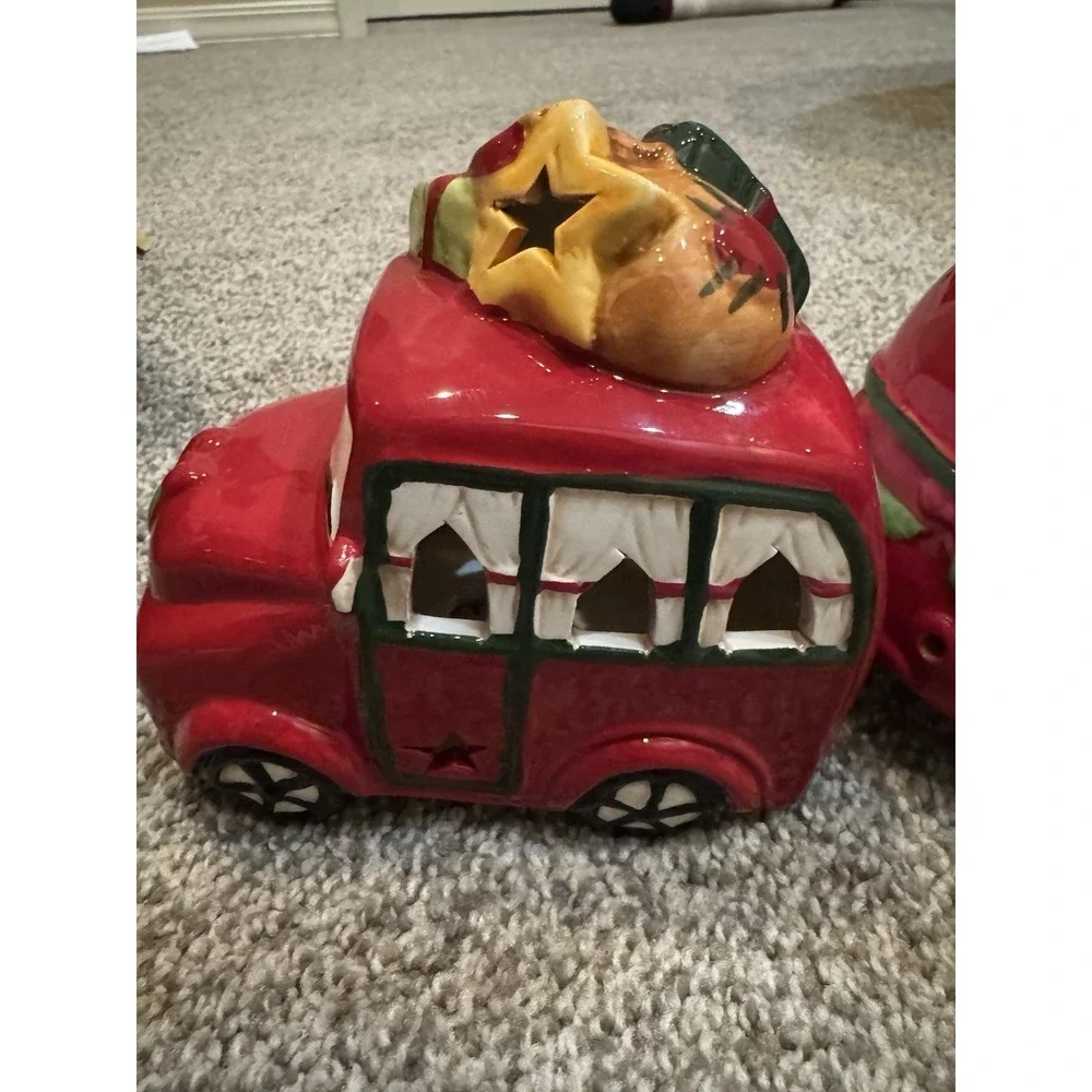 Car & Camper Set Pier 1 Light- Up LED‎ Ceramic Christmas Tree